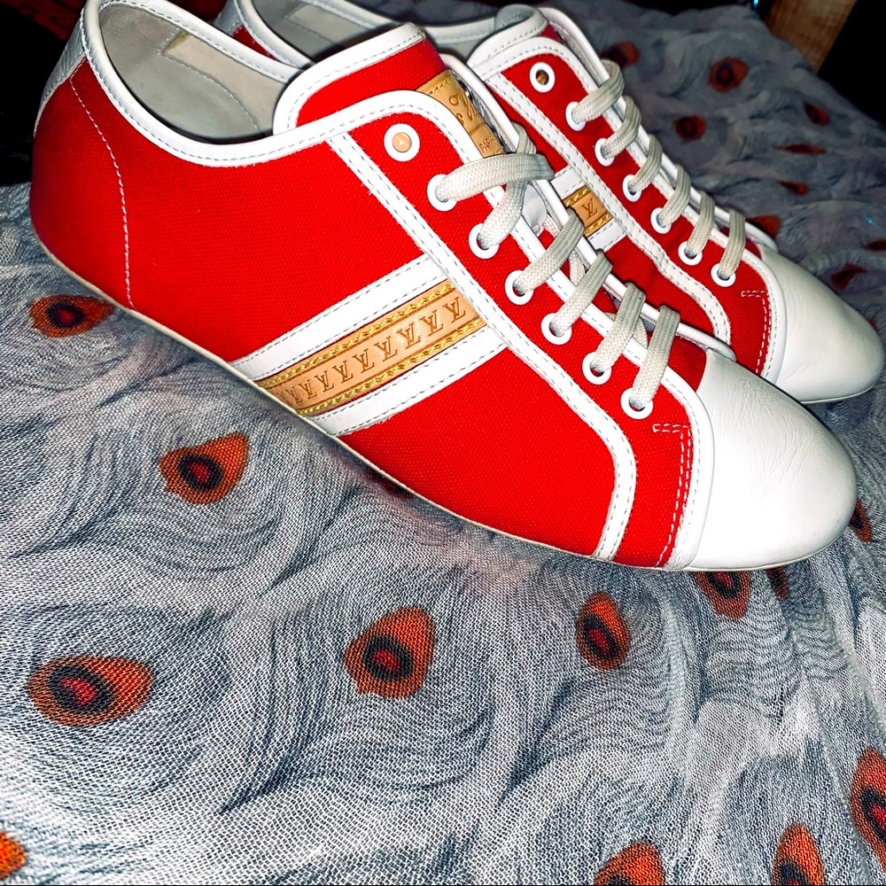 Vintage Louis Vuitton Red Lace up Shoes